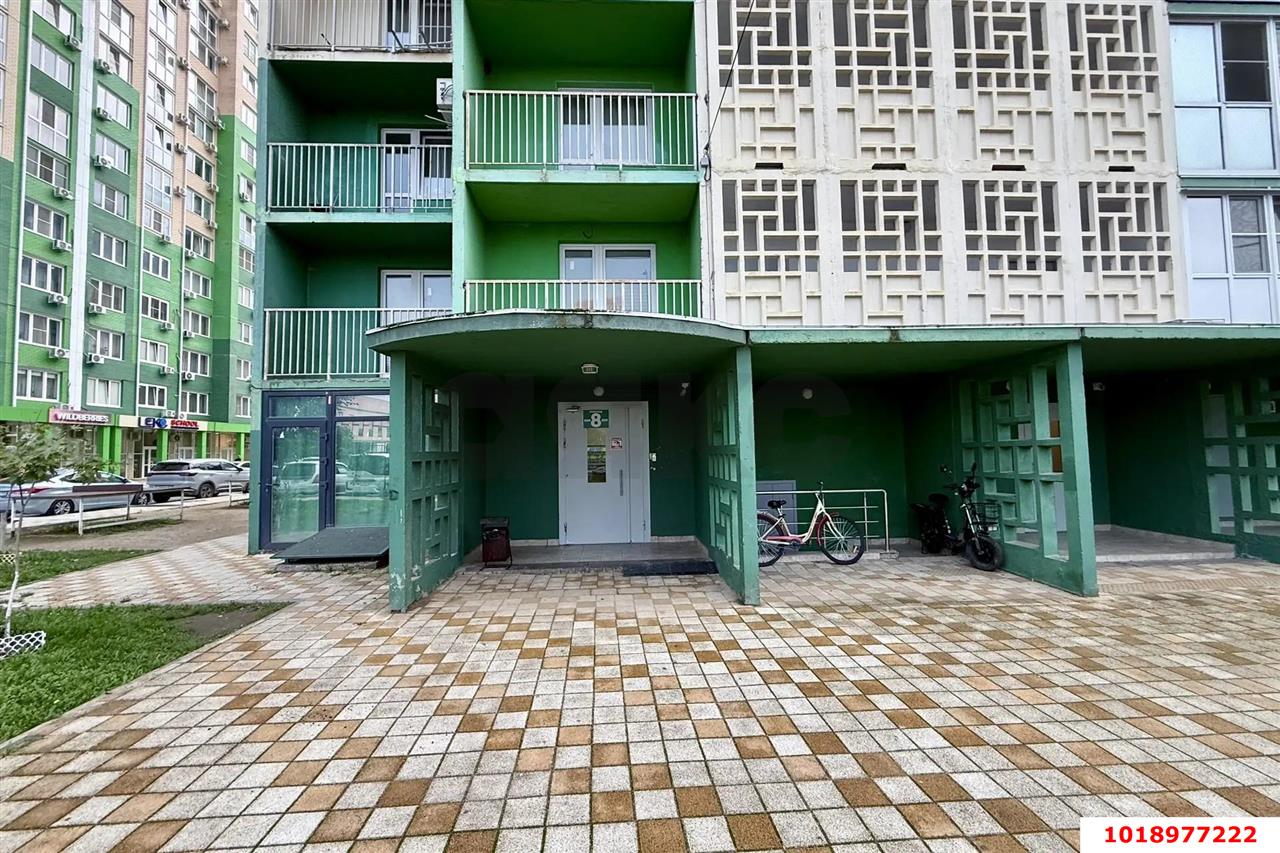 Фото №4: 1-комнатная квартира 39&nbsp;м², 1/18&nbsp;эт. - Краснодар, Прикубанский внутригородской округ, мкр. Завод Измерительных Приборов, ул. Карякина, 5к1