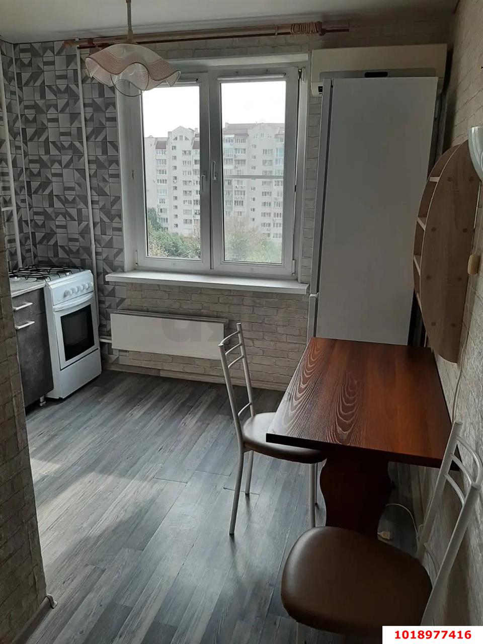 Фото №1: 1-комнатная квартира 32&nbsp;м², 8/10&nbsp;эт. - Краснодар, Прикубанский внутригородской округ, Отделение № 1 совхоза Солнечный, мкр. Фестивальный, ул. Яна Полуяна, 4