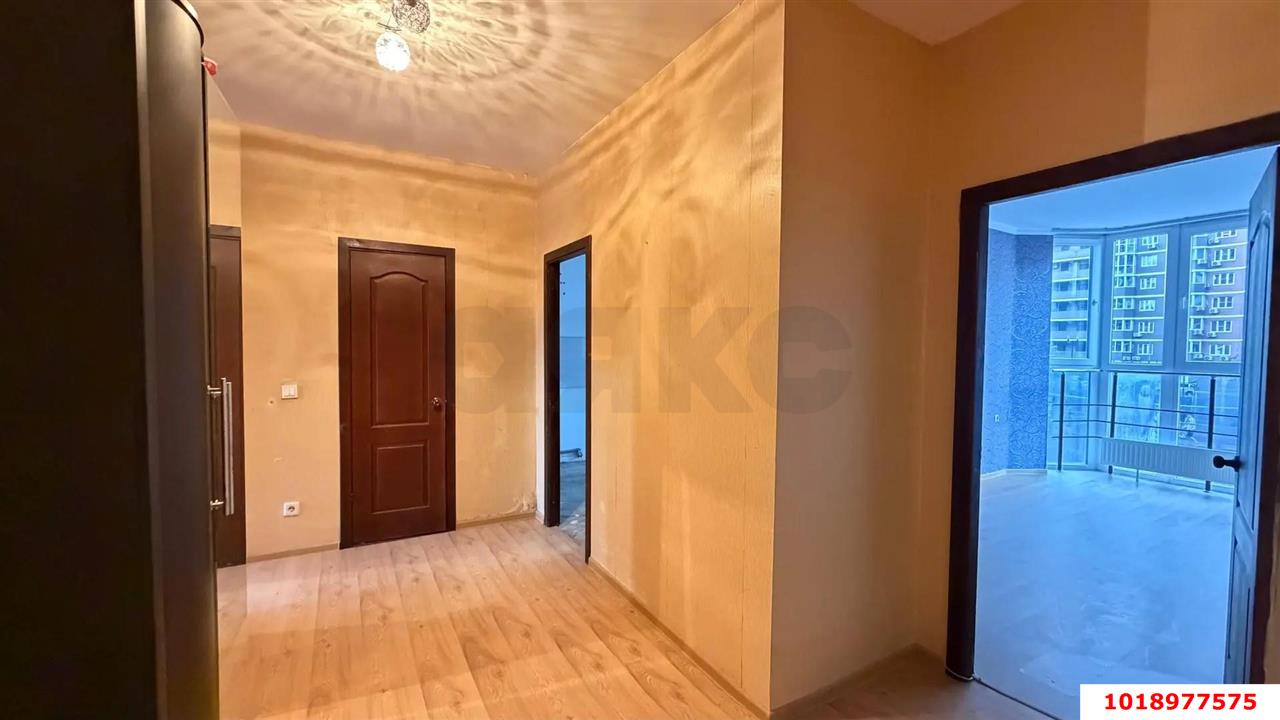 Фото №8: 3-комнатная квартира 72&nbsp;м², 2/24&nbsp;эт. - Краснодар, Прикубанский внутригородской округ, Завод Измерительных Приборов, мкр. ЖК Москва, ул. Российская, 79/3к2