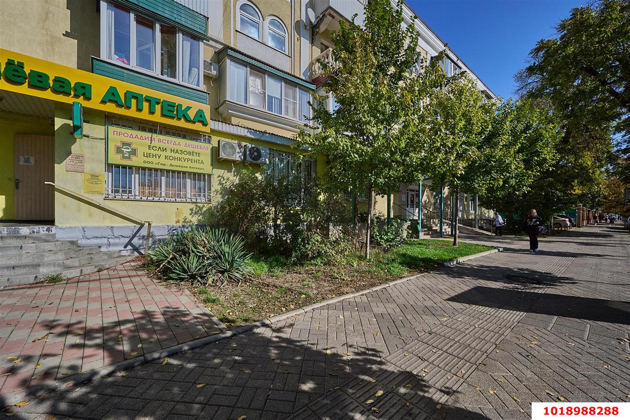 Фото №12: 3-комнатная квартира 85&nbsp;м², 2/4&nbsp;эт. - Краснодар, Центральный внутригородской округ, мкр. Центральный, ул. Северная, 305