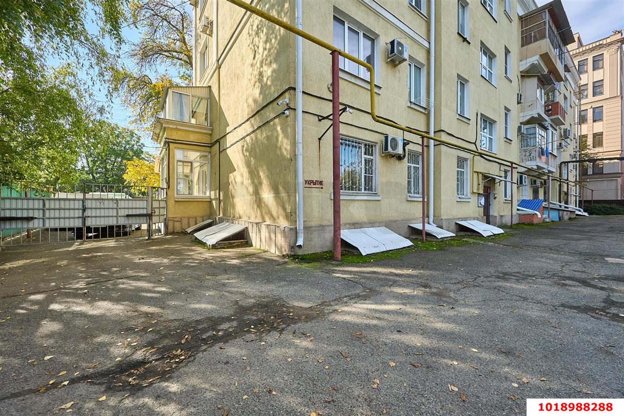 Фото №10: 3-комнатная квартира 85&nbsp;м², 2/4&nbsp;эт. - Краснодар, Центральный внутригородской округ, мкр. Центральный, ул. Северная, 305