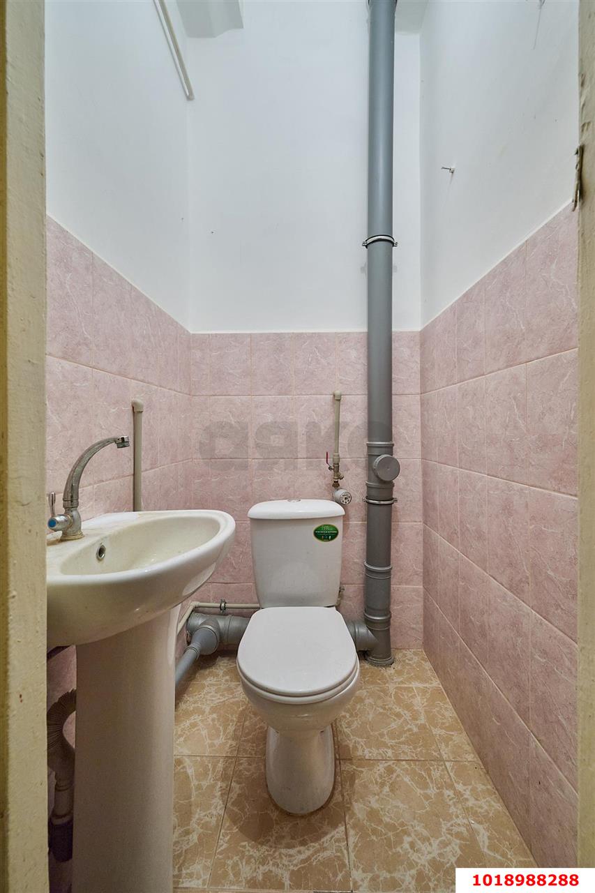 Фото №8: 3-комнатная квартира 85&nbsp;м², 2/4&nbsp;эт. - Краснодар, Центральный внутригородской округ, мкр. Центральный, ул. Северная, 305