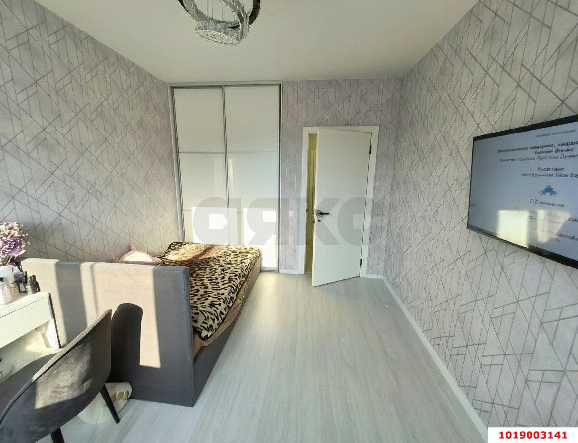 Фото №4: 2-комнатная квартира 72&nbsp;м², 14/24&nbsp;эт. - Краснодар, Прикубанский внутригородской округ, мкр. ЖК Губернский, ул. имени Героя Георгия Бочарникова, 14/1