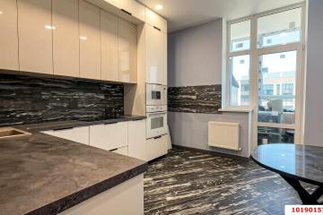 Фото №1: 2-комнатная квартира 55 м², 8/9 эт. - Краснодар, мкр. жилой комплекс Облака, ул. имени Генерала Корнилова, 9к3