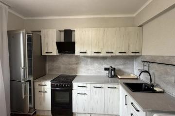Фото №1: 2-комнатная квартира 60&nbsp;м², 2/5&nbsp;эт. - Краснодар, мкр. Молодёжный, ул. Душистая, 73
