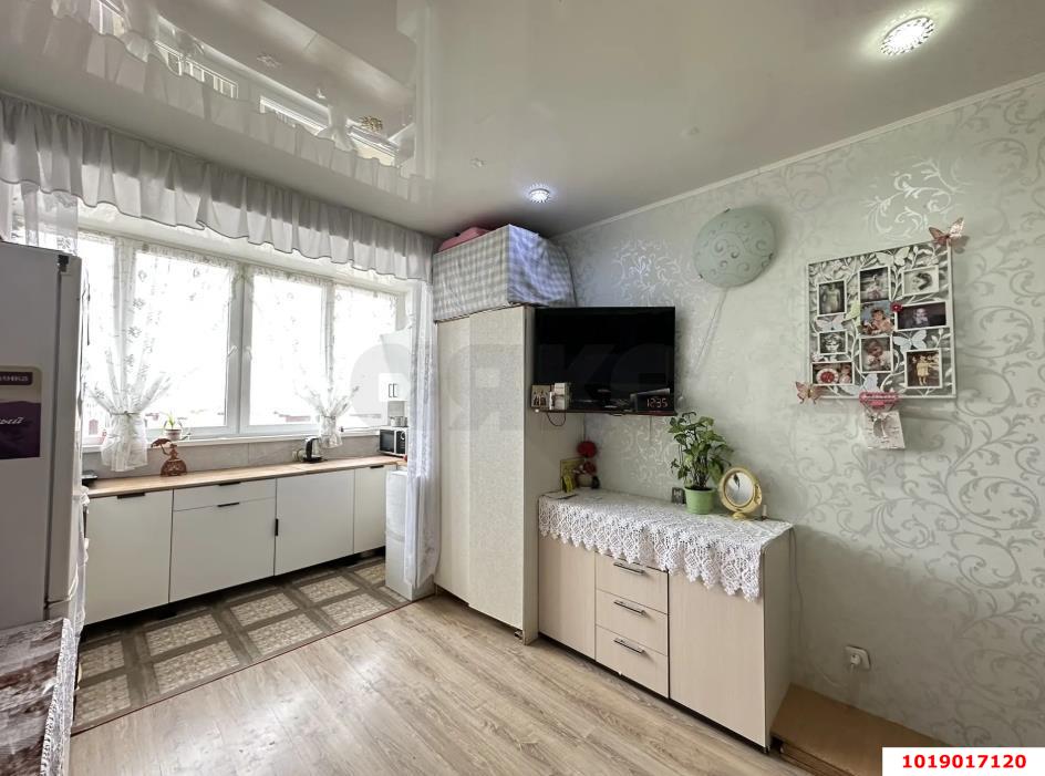 Фото №4: 1-комнатная квартира 30&nbsp;м², 8/8&nbsp;эт. - Российский, Прикубанский внутригородской округ, мкр. ЖК Берёзки, ул. Ратной Славы, 24