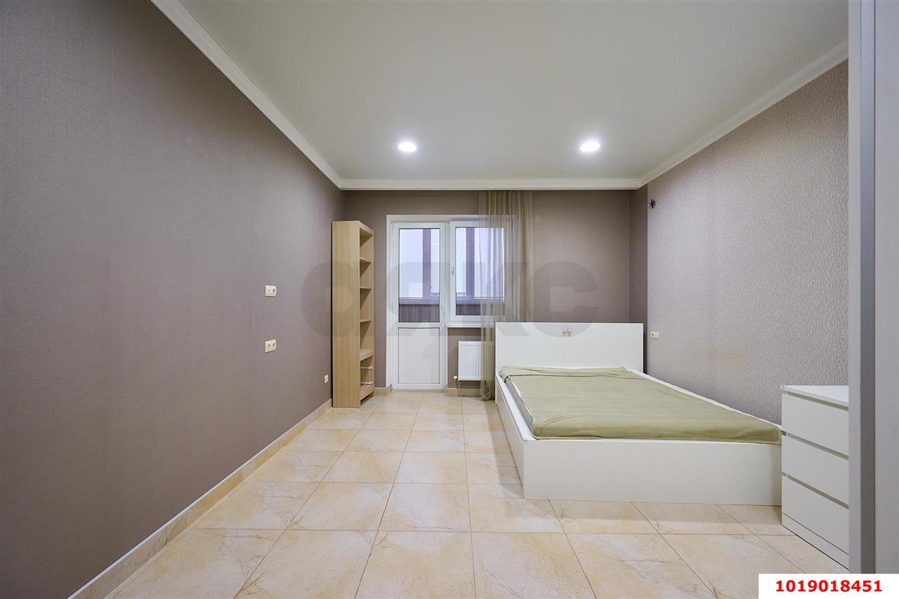 Фото №5: 2-комнатная квартира 80&nbsp;м², 1/19&nbsp;эт. - Краснодар, Западный внутригородской округ, мкр. Фестивальный, пр-д Дальний, 9к1