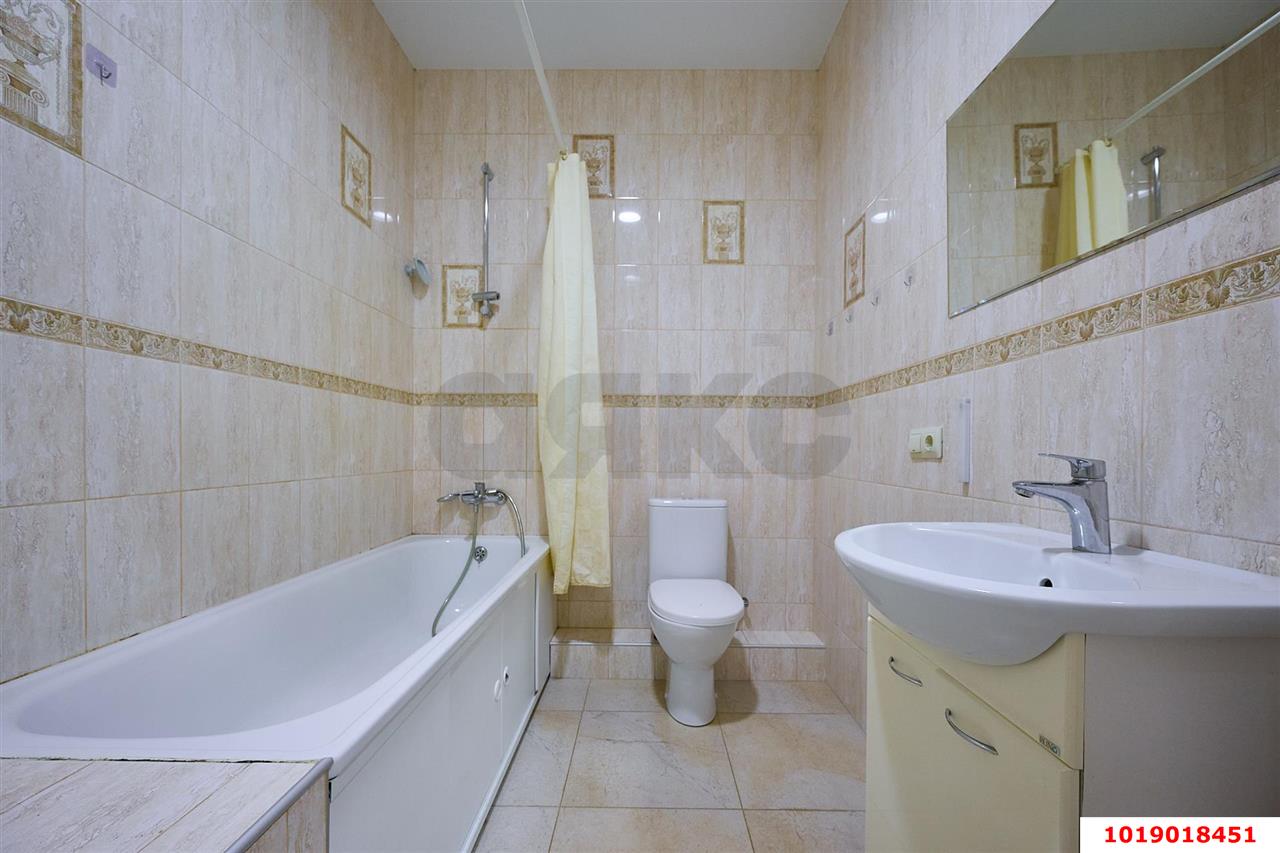 Фото №4: 2-комнатная квартира 80&nbsp;м², 1/19&nbsp;эт. - Краснодар, Западный внутригородской округ, мкр. Фестивальный, пр-д Дальний, 9к1