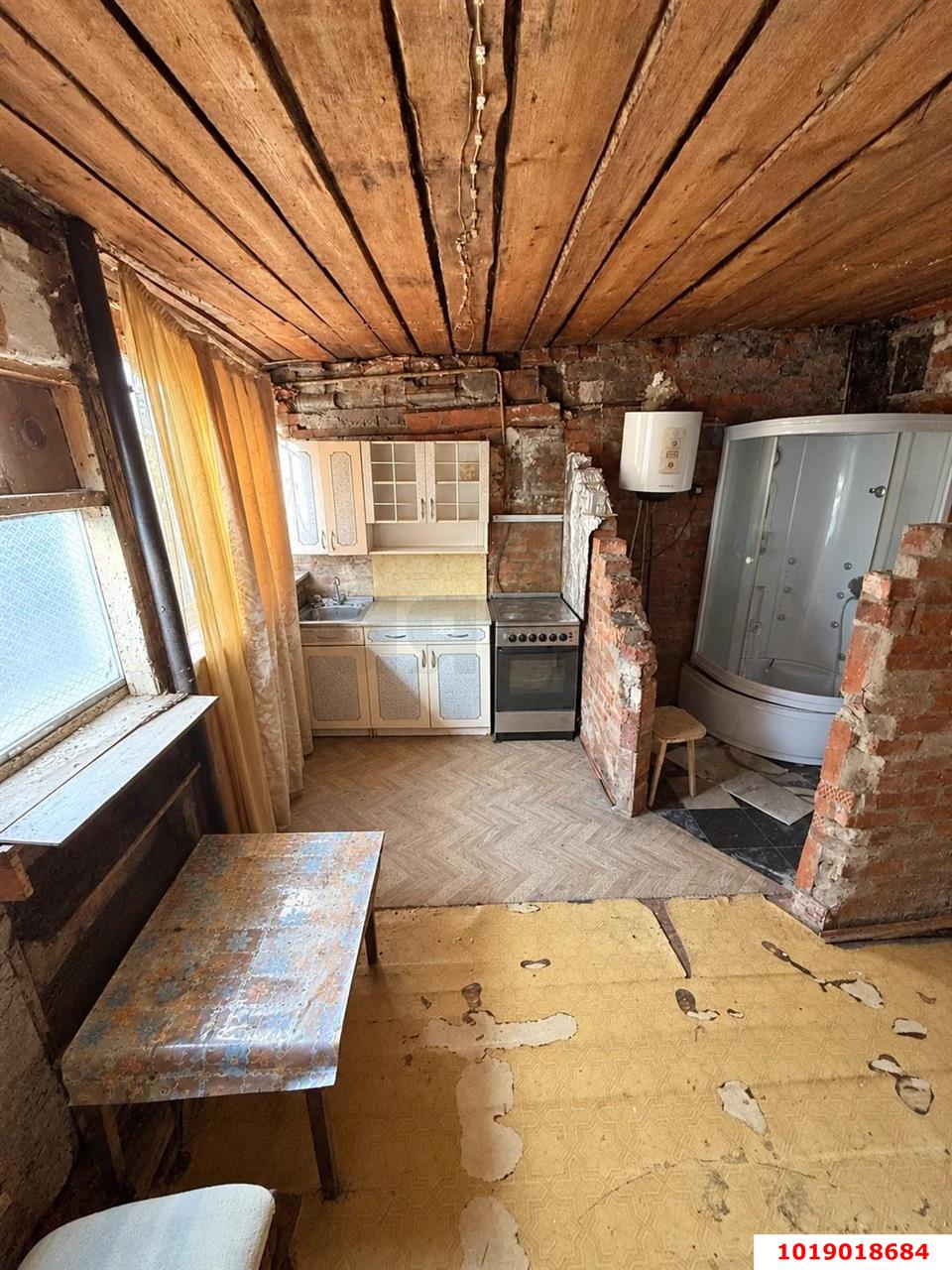 Фото №7: 2-комнатная квартира 46&nbsp;м², 1/1&nbsp;эт. - Краснодар, Центральный внутригородской округ, мкр. Центральный, ул. Чапаева, 124