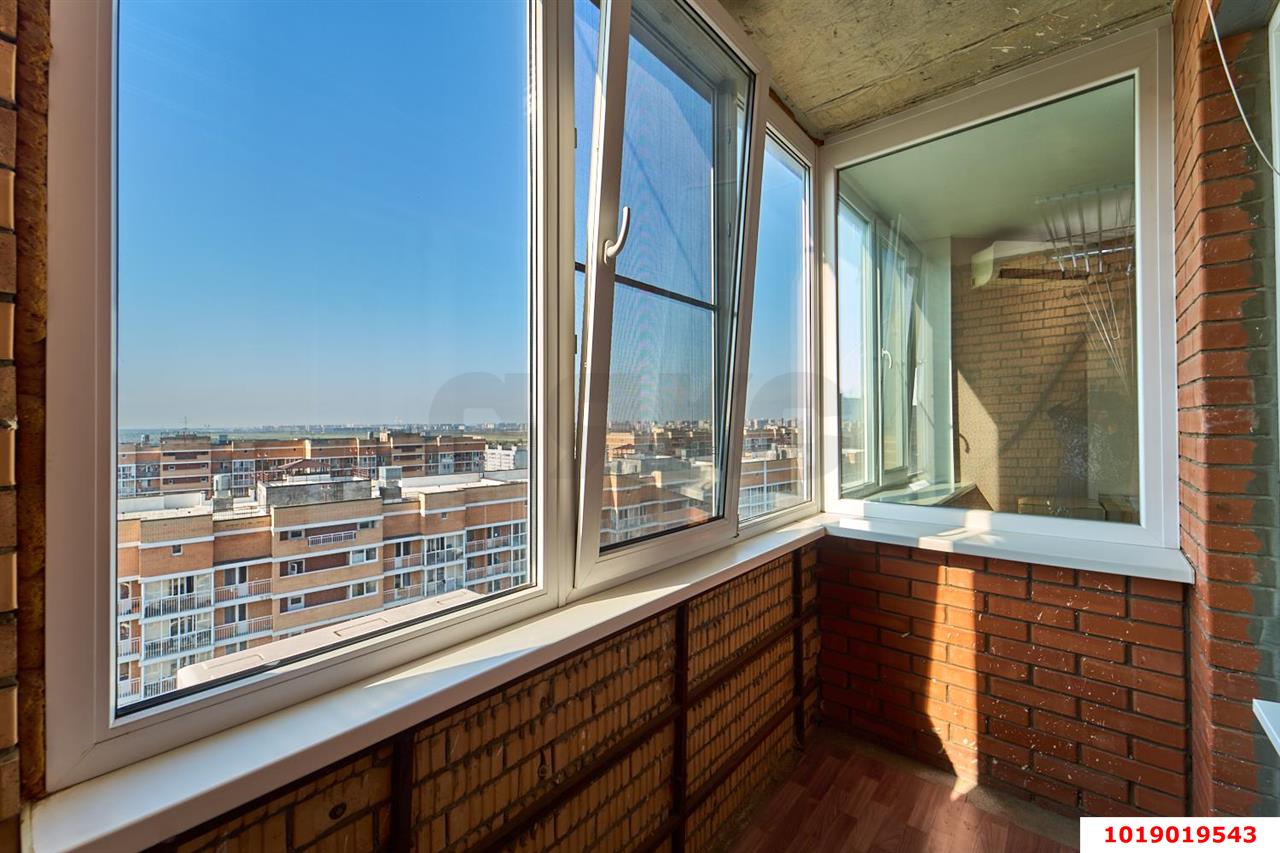 Фото №10: 2-комнатная квартира 70&nbsp;м², 17/18&nbsp;эт. - Краснодар, Прикубанский внутригородской округ, мкр. 9-й километр, пр-д Репина, 5