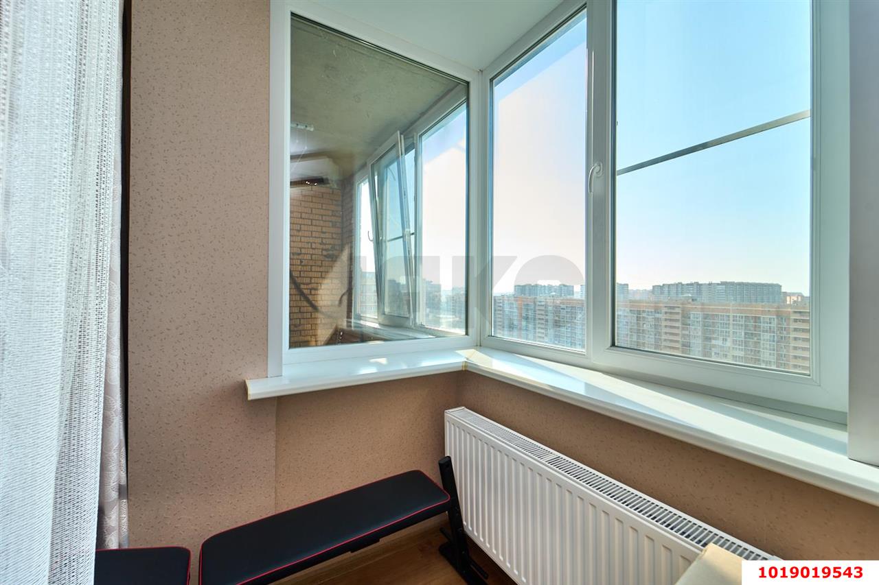Фото №11: 2-комнатная квартира 70&nbsp;м², 17/18&nbsp;эт. - Краснодар, Прикубанский внутригородской округ, мкр. 9-й километр, пр-д Репина, 5