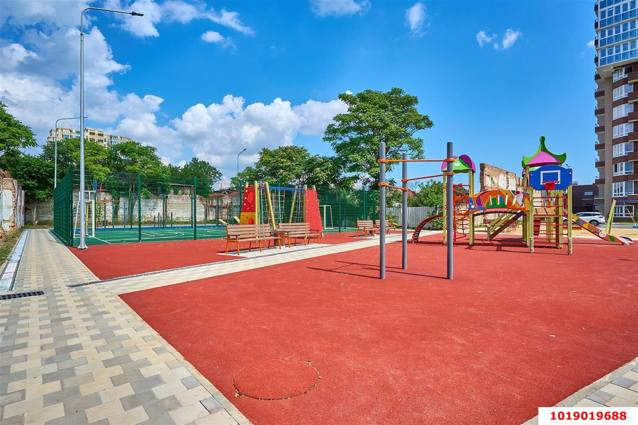 Фото №4: 2-комнатная квартира 78&nbsp;м², 14/18&nbsp;эт. - Краснодар, Центральный внутригородской округ, мкр. Центральный, ул. Митрофана Седина, 131