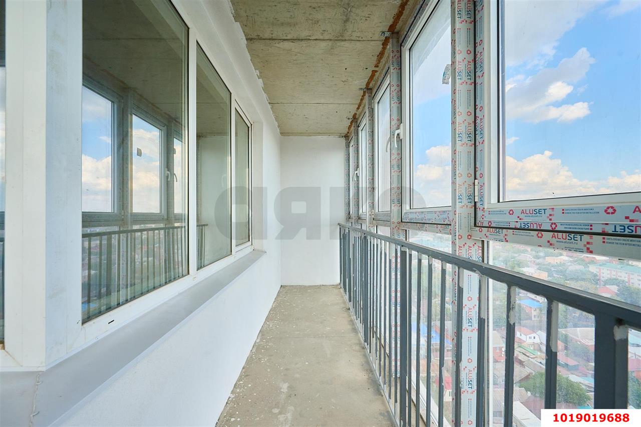 Фото №17: 2-комнатная квартира 78&nbsp;м², 14/18&nbsp;эт. - Краснодар, Центральный внутригородской округ, мкр. Центральный, ул. Митрофана Седина, 131