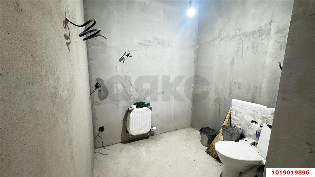 Фото №8: 1-комнатная квартира 38&nbsp;м², 2/9&nbsp;эт. - Краснодар, Прикубанский внутригородской округ, жилой комплекс Европа-Сити, мкр. жилой комплекс Европа Клубный Квартал 6, ул. Карпатская, 9