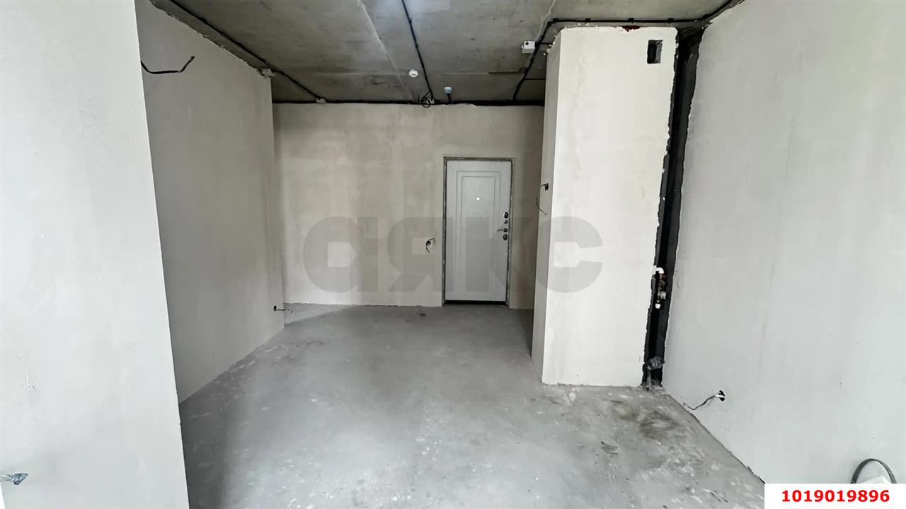 Фото №3: 1-комнатная квартира 38&nbsp;м², 2/9&nbsp;эт. - Краснодар, Прикубанский внутригородской округ, жилой комплекс Европа-Сити, мкр. жилой комплекс Европа Клубный Квартал 6, ул. Карпатская, 9