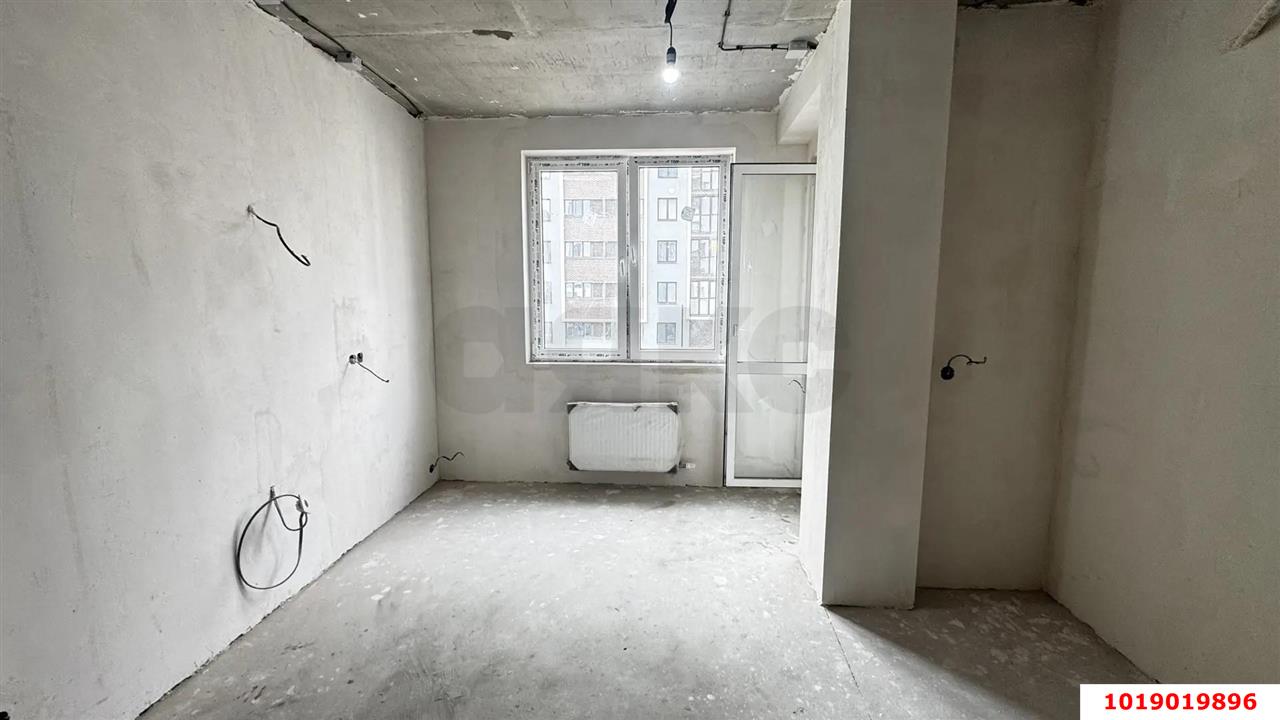 Фото №4: 1-комнатная квартира 38&nbsp;м², 2/9&nbsp;эт. - Краснодар, Прикубанский внутригородской округ, жилой комплекс Европа-Сити, мкр. жилой комплекс Европа Клубный Квартал 6, ул. Карпатская, 9