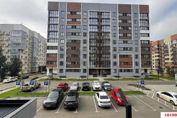 Фото №1: 1-комнатная квартира 34 м², 2/9 эт. - Краснодар, мкр. жилой комплекс Европа Клубный Квартал 6, ул. Карпатская, 9