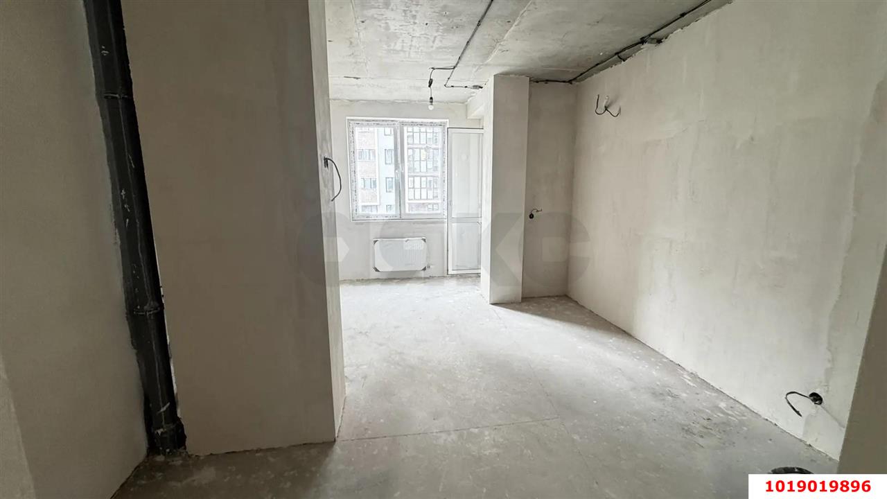 Фото №2: 1-комнатная квартира 38&nbsp;м², 2/9&nbsp;эт. - Краснодар, Прикубанский внутригородской округ, жилой комплекс Европа-Сити, мкр. жилой комплекс Европа Клубный Квартал 6, ул. Карпатская, 9