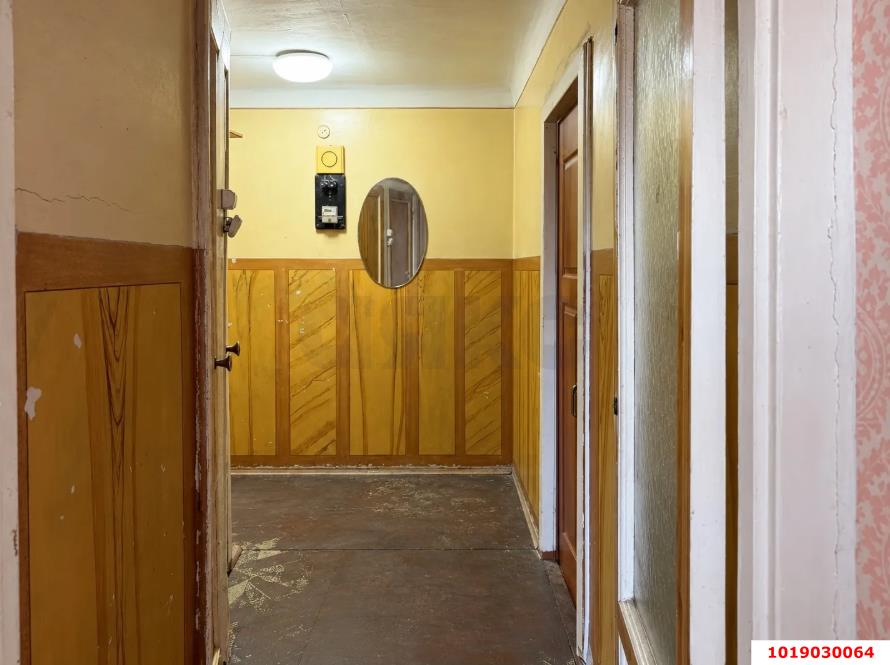 Фото №5: 3-комнатная квартира 60&nbsp;м², 4/5&nbsp;эт. - Краснодар, Центральный внутригородской округ, Покровка, мкр. Центральный, ул. Щорса, 49
