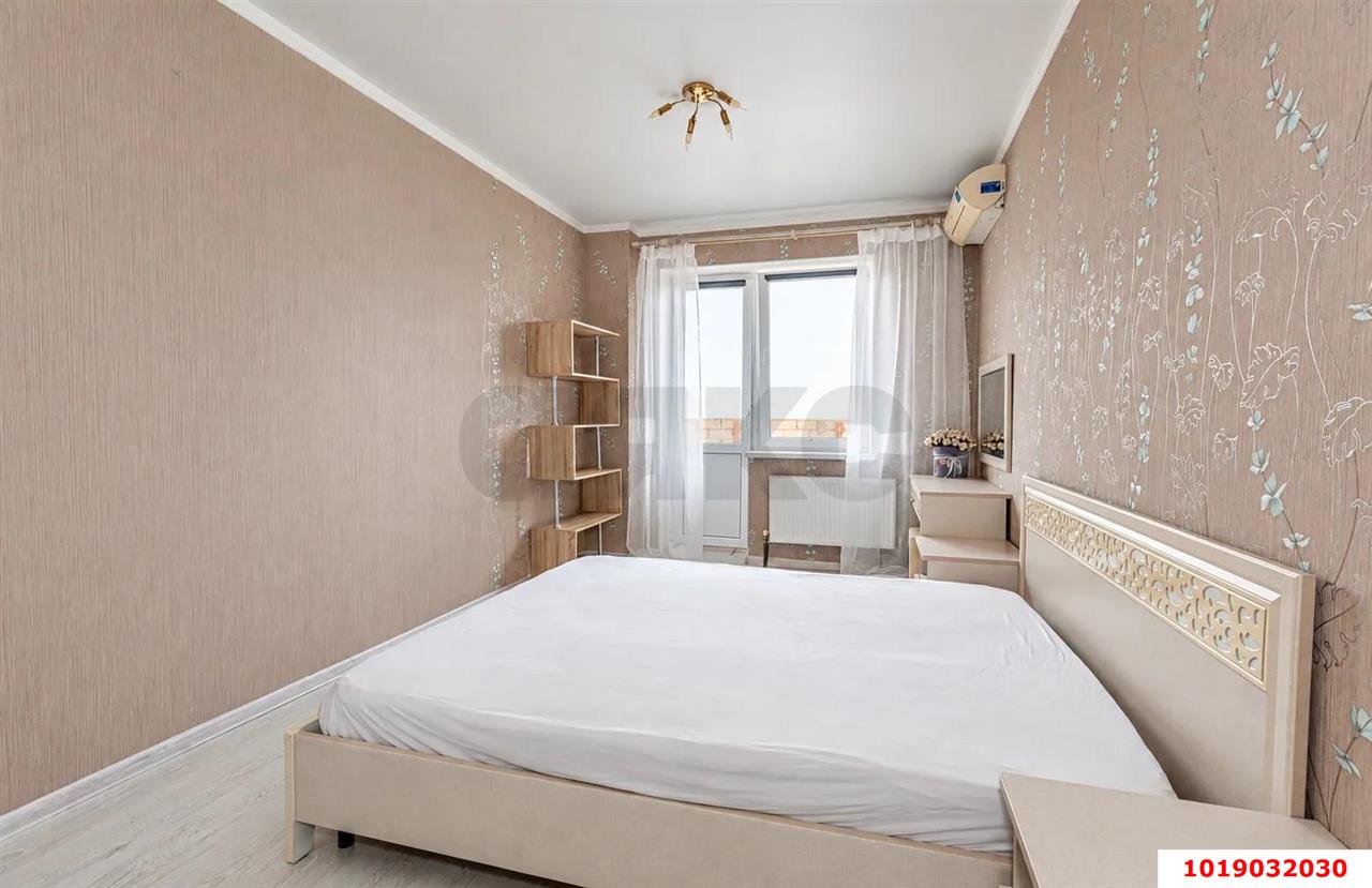 Фото №5: 1-комнатная квартира 40&nbsp;м², 13/14&nbsp;эт. - Краснодар, Прикубанский внутригородской округ, Фестивальный, Солнечный, мкр. ЖК Солнечный Парк, ул. имени Симиренко, 37к1