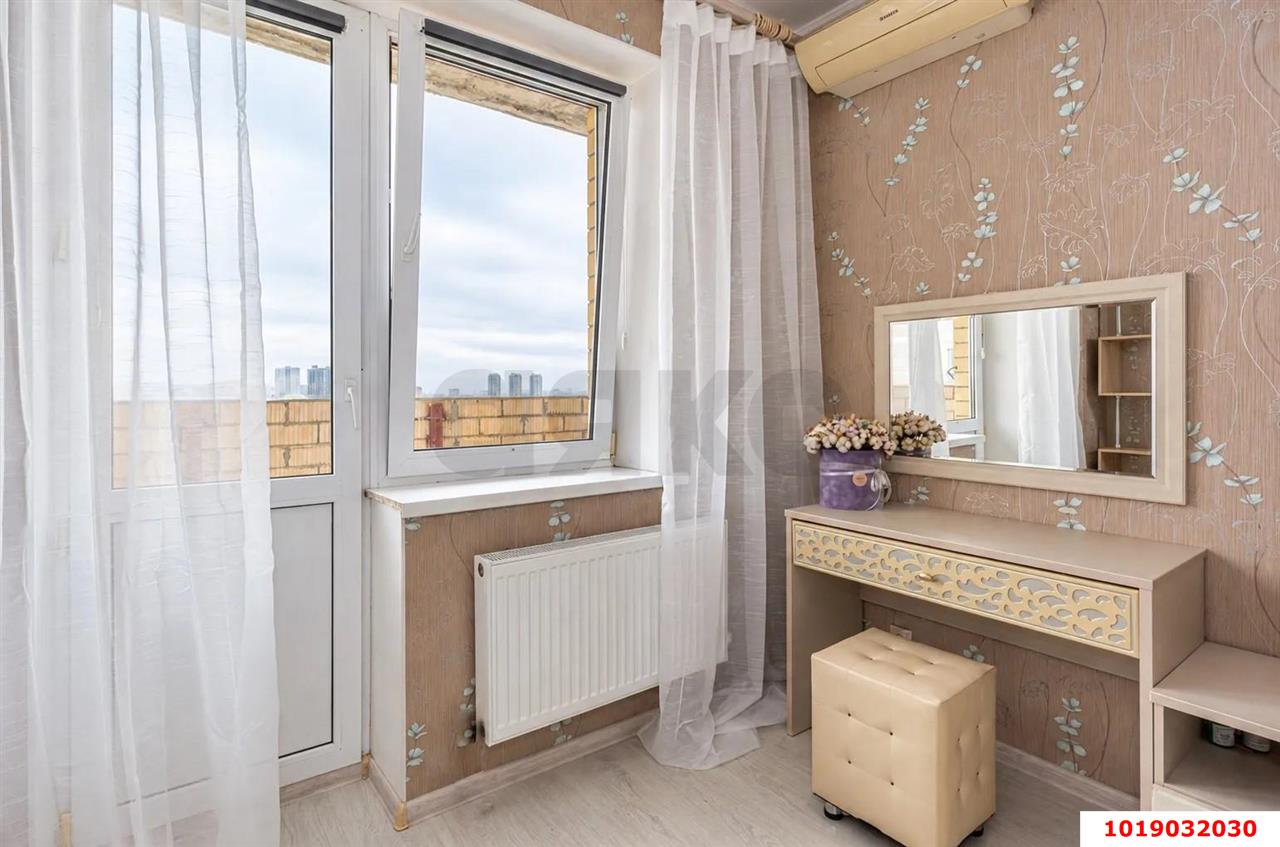 Фото №7: 1-комнатная квартира 40&nbsp;м², 13/14&nbsp;эт. - Краснодар, Прикубанский внутригородской округ, Фестивальный, Солнечный, мкр. ЖК Солнечный Парк, ул. имени Симиренко, 37к1