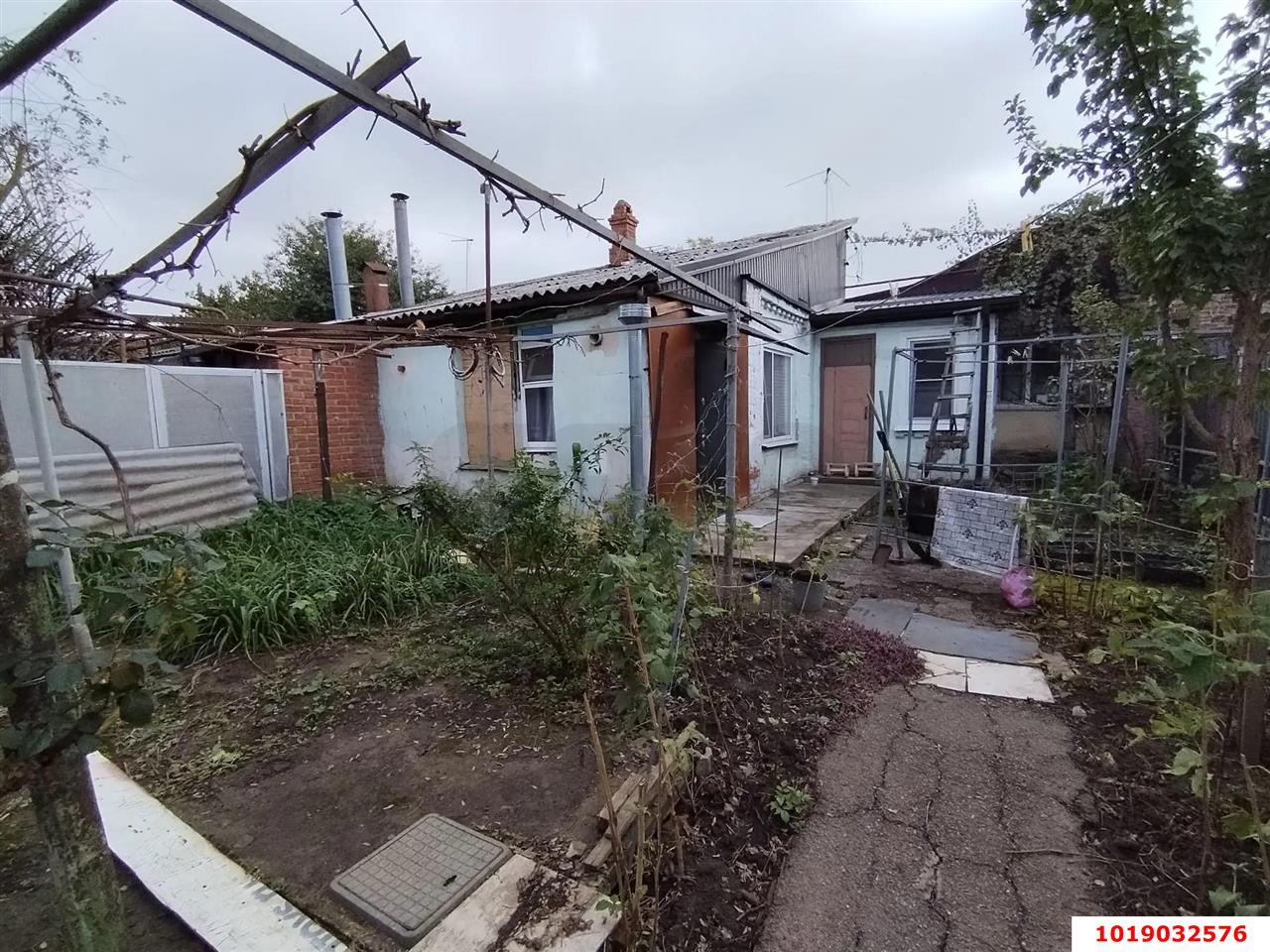 Фото №16: 3-комнатная квартира 44&nbsp;м², 1/1&nbsp;эт. - Краснодар, Центральный внутригородской округ, мкр. Центральный, ул. Базовская, 50