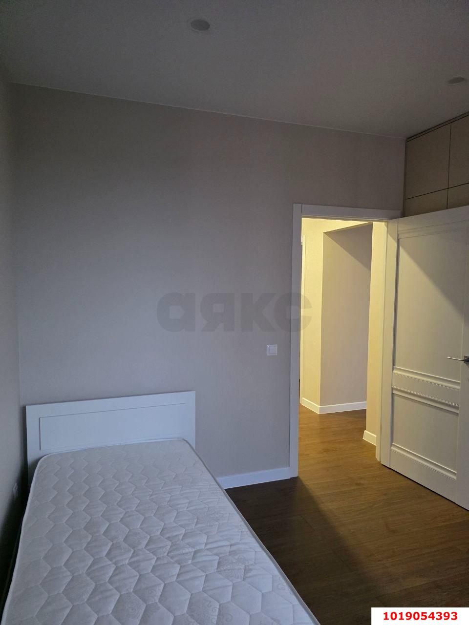 Фото №5: 2-комнатная квартира 65&nbsp;м², 10/16&nbsp;эт. - Краснодар, Прикубанский внутригородской округ, ЖК Самолёт-6, мкр. ЖК Самолет 6, ул. Ивана Беличенко, 92к4