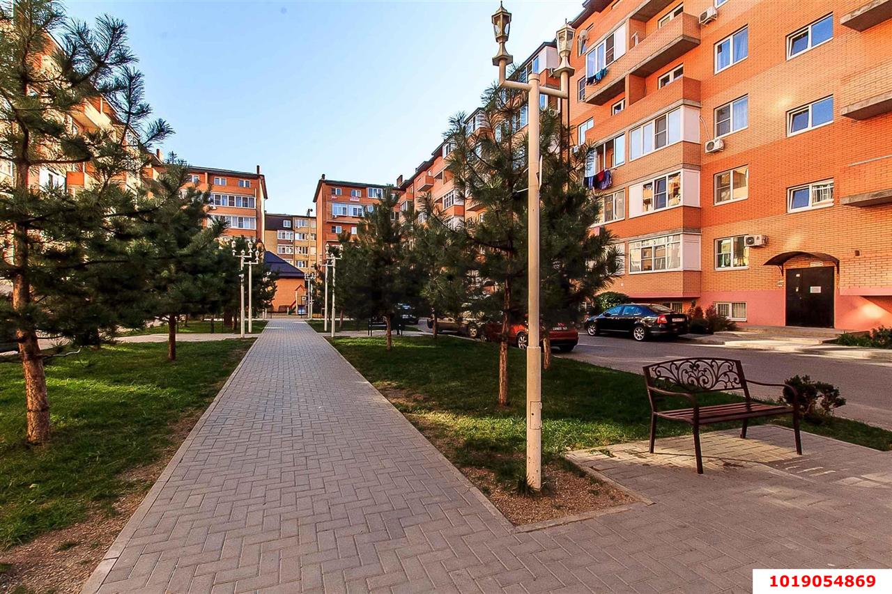 Фото №16: 1-комнатная квартира 46&nbsp;м², 2/6&nbsp;эт. - Краснодар, Прикубанский внутригородской округ, ЖК Лучезарный, мкр. Музыкальный, ул. имени Сергея Есенина, 129/8
