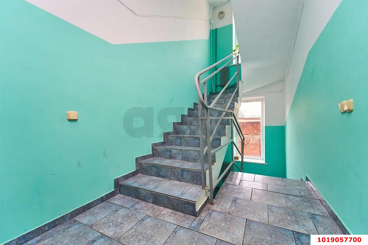 Фото №9: 1-комнатная квартира 37&nbsp;м², 3/4&nbsp;эт. - Краснодар, Центральный внутригородской округ, мкр. Центральный, ул. Чапаева, 131