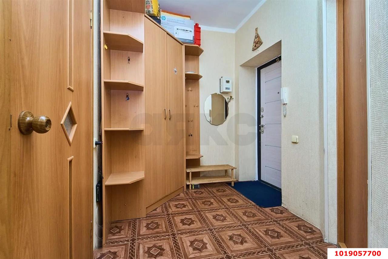 Фото №7: 1-комнатная квартира 37&nbsp;м², 3/4&nbsp;эт. - Краснодар, Центральный внутригородской округ, мкр. Центральный, ул. Чапаева, 131