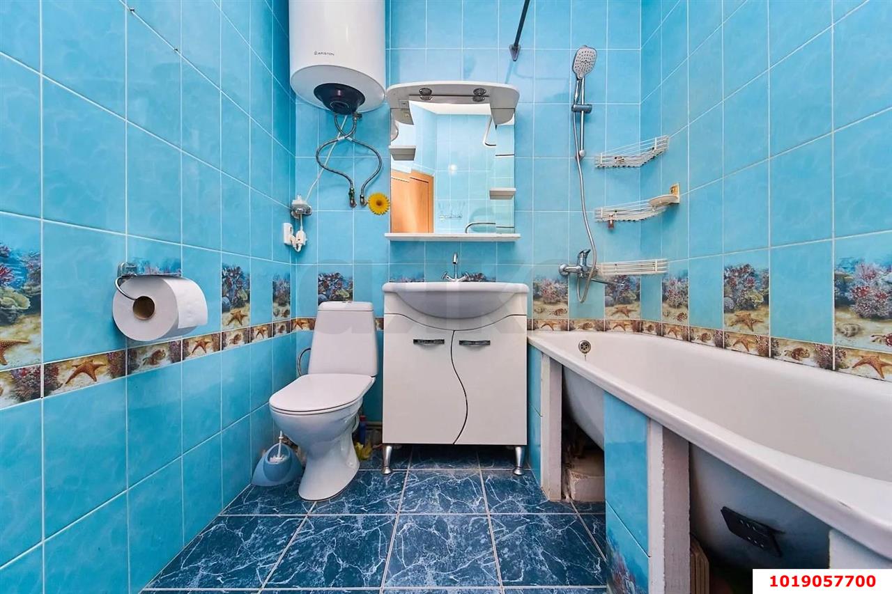 Фото №8: 1-комнатная квартира 37&nbsp;м², 3/4&nbsp;эт. - Краснодар, Центральный внутригородской округ, мкр. Центральный, ул. Чапаева, 131
