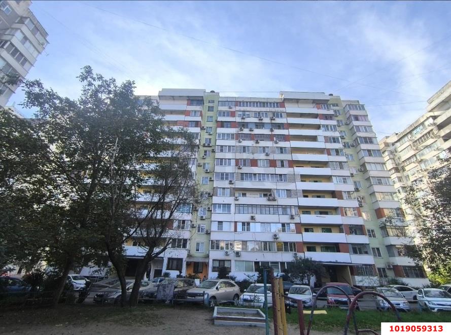 Фото №5: Торговое помещение 236&nbsp;м², 13&nbsp;эт. - Краснодар, Западный внутригородской округ, мкр. Центральный, ул. Севастопольская, 2/2