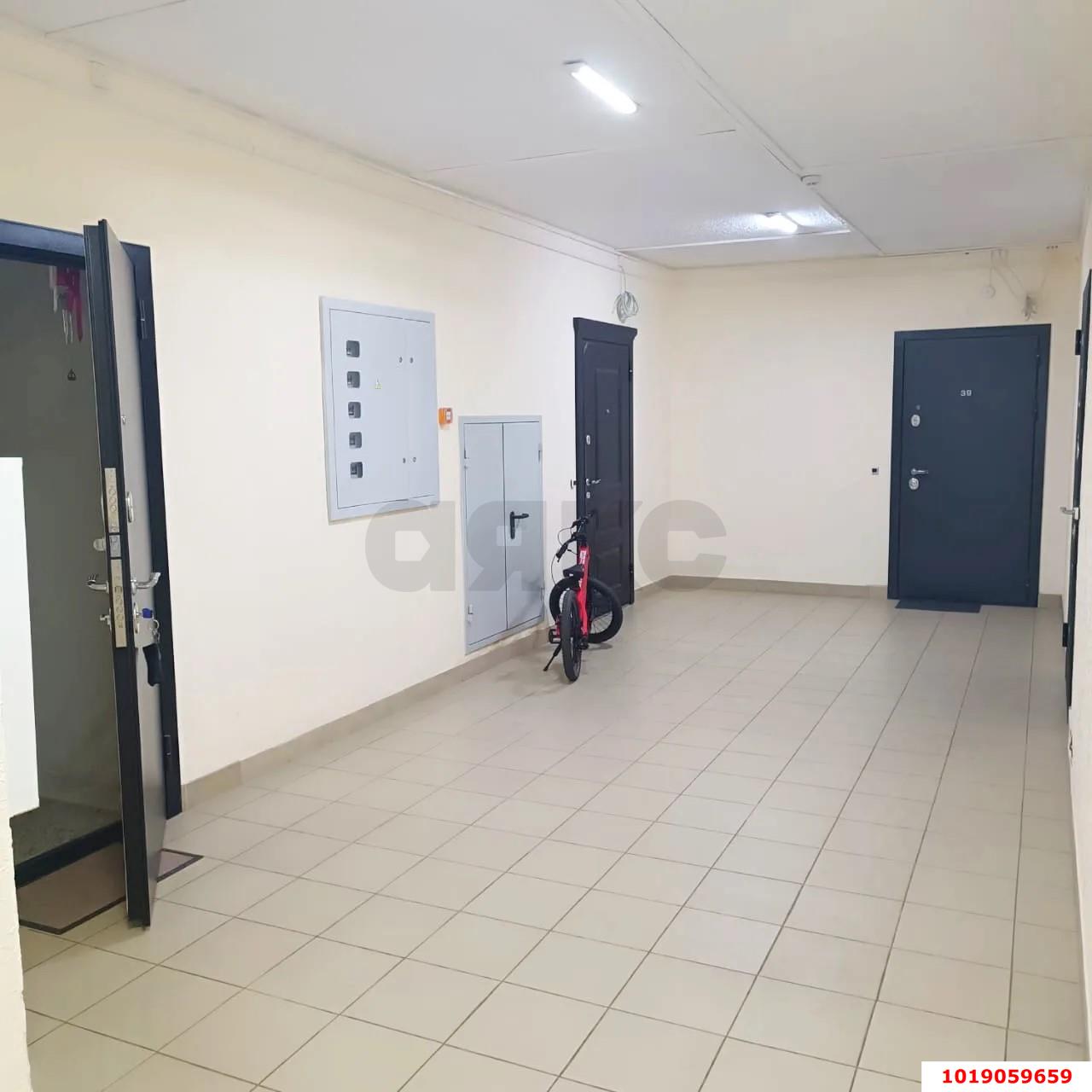 Фото №11: Студия 30&nbsp;м², 5/13&nbsp;эт. - Краснодар, Прикубанский внутригородской округ, Славянский, мкр. Светлоград, ул. Красных Партизан, 1/4к11