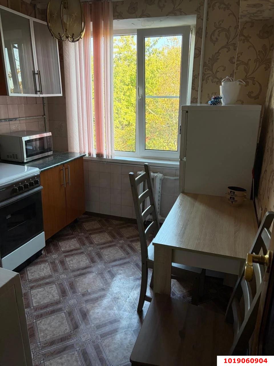 Фото №7: 2-комнатная квартира 46&nbsp;м², 4/5&nbsp;эт. - Краснодар, Карасунский внутригородской округ, мкр. Гидростроителей, ул. имени Игнатова, 25