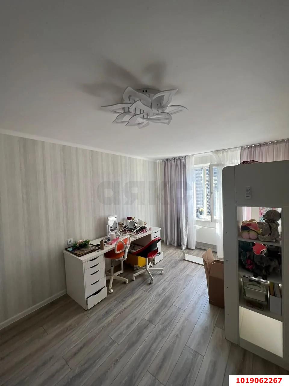 Фото №7: 2-комнатная квартира 60&nbsp;м², 12/16&nbsp;эт. - Краснодар, Западный внутригородской округ, мкр. Фестивальный, пр-д Дальний, 3