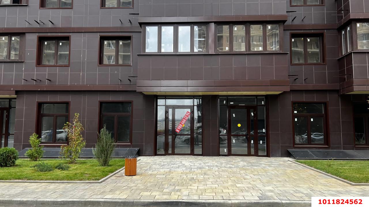 Фото №12: Торговое помещение 45&nbsp;м², 1/16&nbsp;эт. - Краснодар, Прикубанский внутригородской округ, мкр. жилой комплекс Ракурс, ул. имени Героя Ростовского