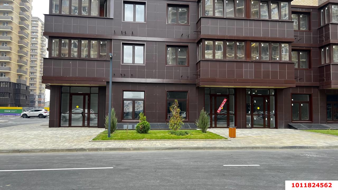 Фото №9: Торговое помещение 45&nbsp;м², 1/16&nbsp;эт. - Краснодар, Прикубанский внутригородской округ, мкр. жилой комплекс Ракурс, ул. имени Героя Ростовского
