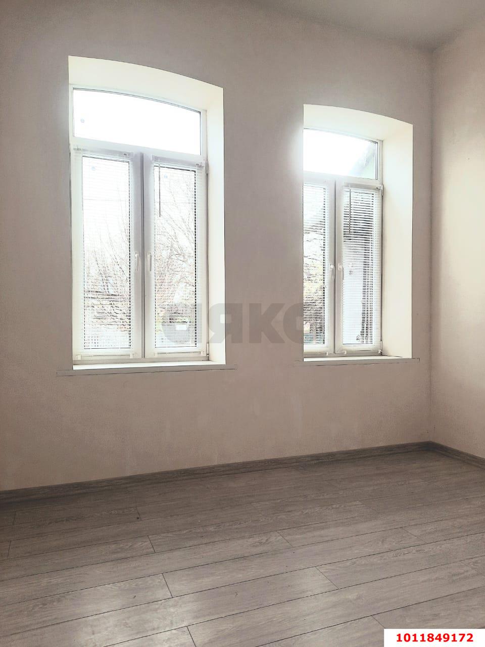 Фото №2: 1-комнатная квартира 25&nbsp;м², 1/1&nbsp;эт. - Краснодар, Западный внутригородской округ, мкр. Центральный, ул. Кирова, 91