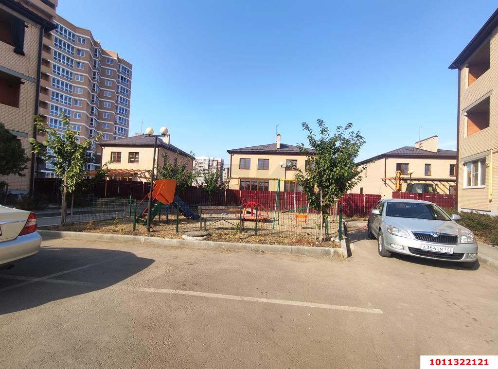 Фото №4: 1-комнатная квартира 45&nbsp;м², 3/3&nbsp;эт. - Краснодар, Прикубанский внутригородской округ, мкр. 2-я Площадка, ул. Ветеранов, 83к3