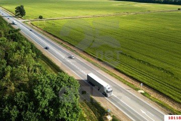 Фото №2: Коммерческая земля 200 сот. - Старокорсунская, мкр. Карасунский внутригородской округ, ул. Краснодарская, 3