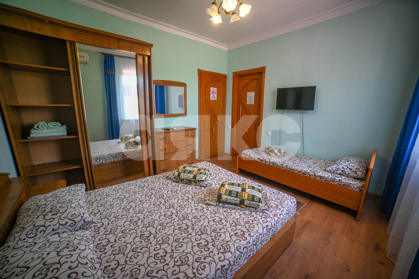 Фото №6: Коммерция 281&nbsp;м², 1/3&nbsp;эт. - Геленджик, пр-кт Геленджикский, 58