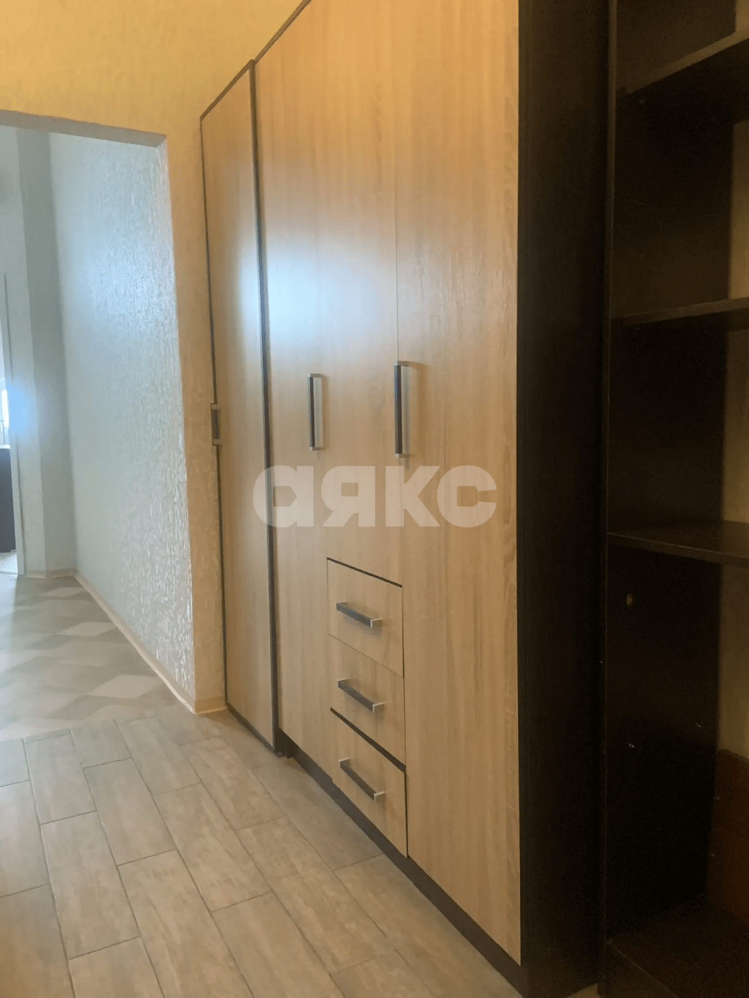 Фото №10: 2-комнатная квартира 48&nbsp;м², 6/6&nbsp;эт. - Геленджик, ул. Суворова, 29