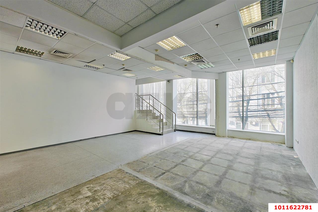 Фото №5: Отдельное здание 600&nbsp;м², 1/3&nbsp;эт. - Краснодар, Центральный внутригородской округ, мкр. Центральный, ул. Красноармейская, 56