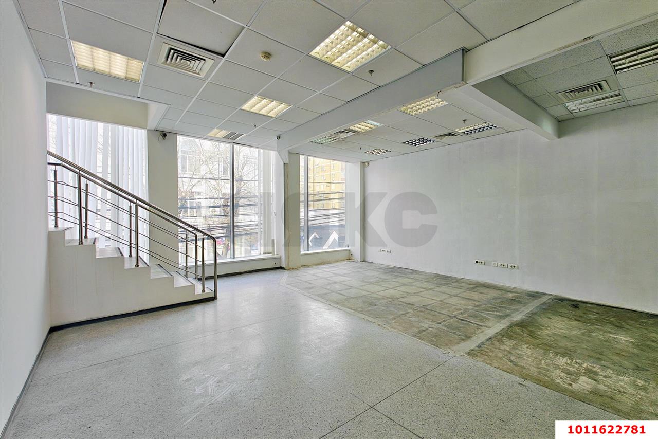 Фото №7: Отдельное здание 600&nbsp;м², 1/3&nbsp;эт. - Краснодар, Центральный внутригородской округ, мкр. Центральный, ул. Красноармейская, 56