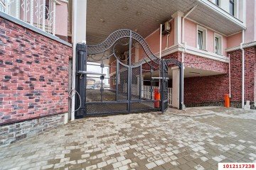 Фото №3: 1-комнатная квартира 53 м² - Краснодар, мкр. жилой комплекс Версаль, ул. Черниговская, 1