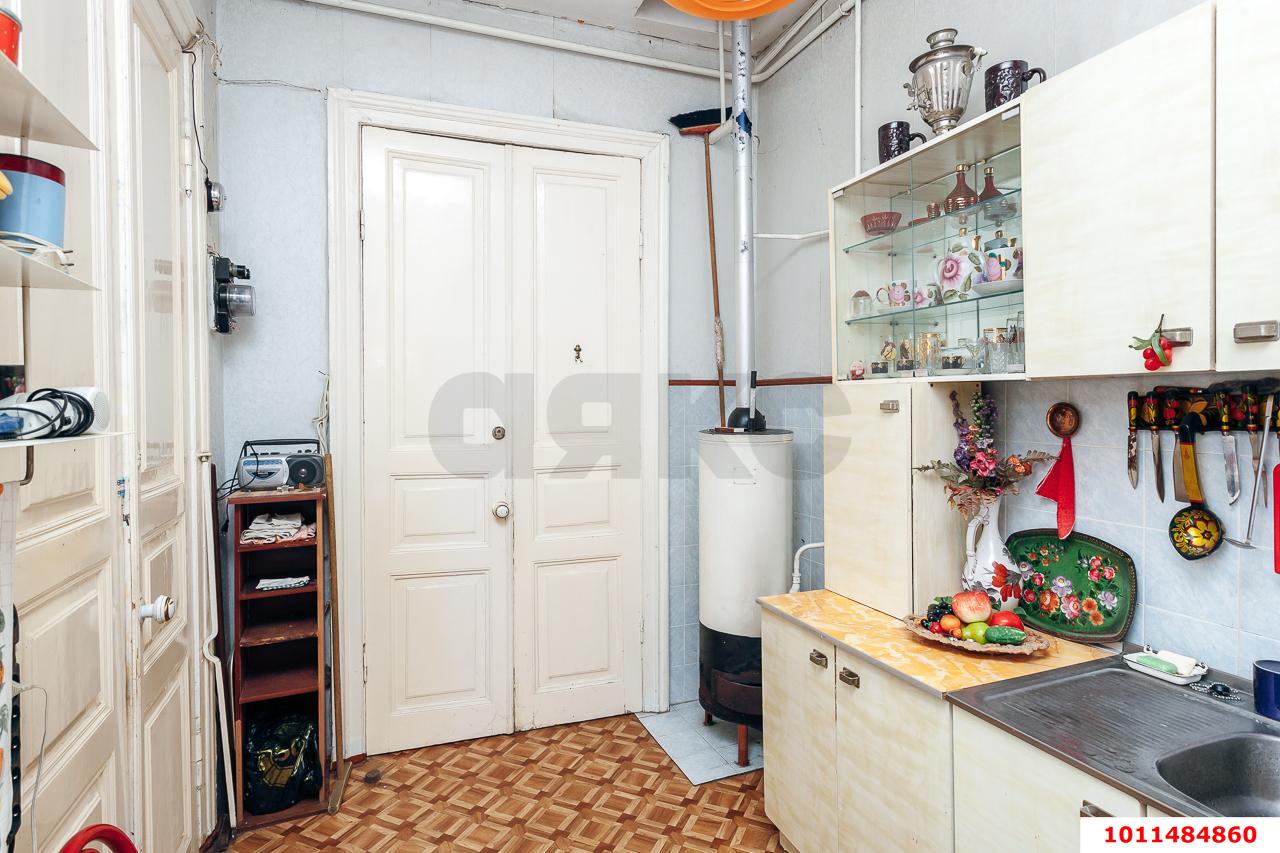 Фото №3: Дом 65&nbsp;м² + 2&nbsp;сот., 1&nbsp;эт. - Краснодар, Западный внутригородской округ, мкр. Центральный, ул. Октябрьская, 84Г