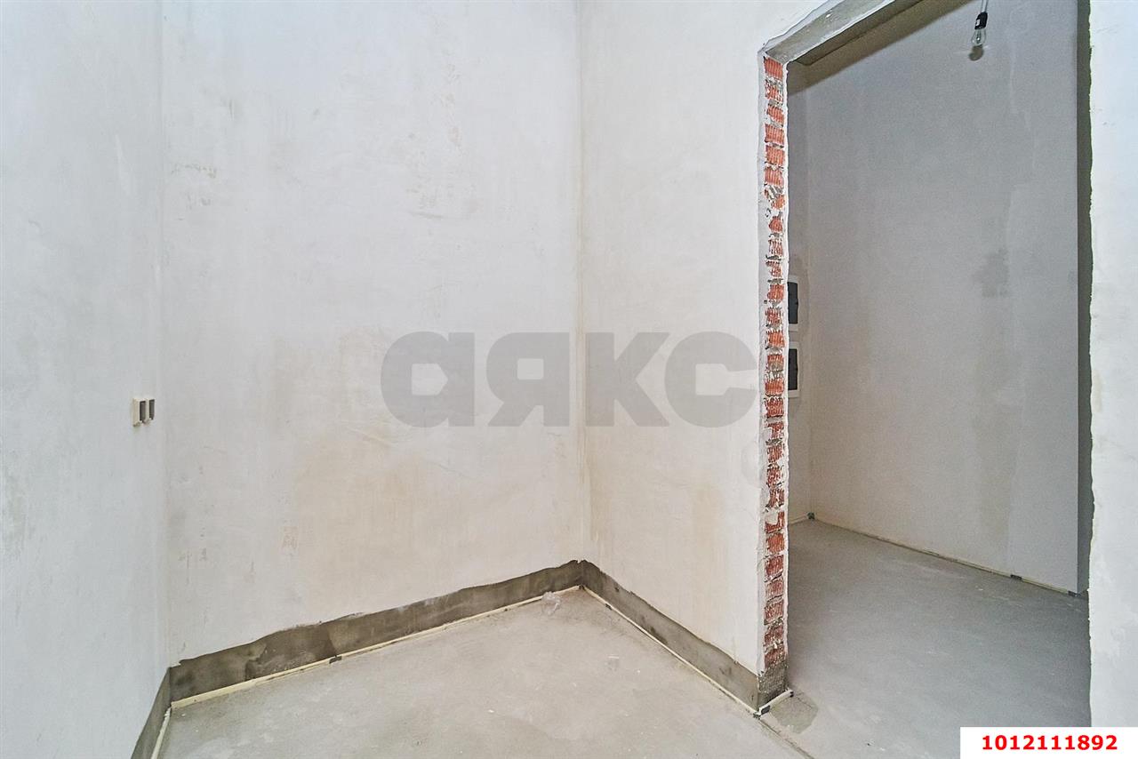 Фото №10: 2-комнатная квартира 70&nbsp;м², 5/15&nbsp;эт. - Краснодар, Прикубанский внутригородской округ, мкр. Завод Измерительных Приборов, ул. Московская, 40