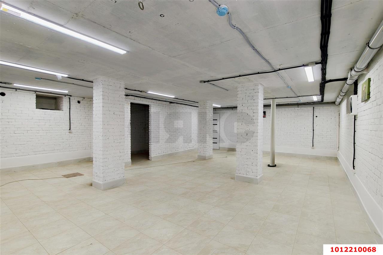 Фото №3: Офисное помещение 65&nbsp;м², 3/3&nbsp;эт. - Краснодар, Центральный внутригородской округ, мкр. Табачная Фабрика, ул. МОПР, 22