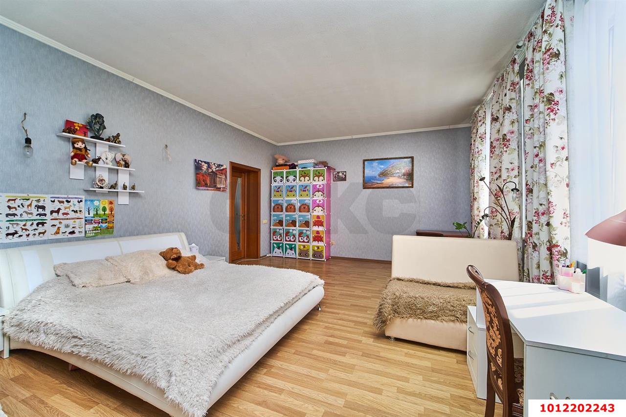 Фото №10: Отдельное здание 550&nbsp;м², 1/3&nbsp;эт. - Краснодар, Прикубанский внутригородской округ, мкр. Школьный, ул. Школьная, 42