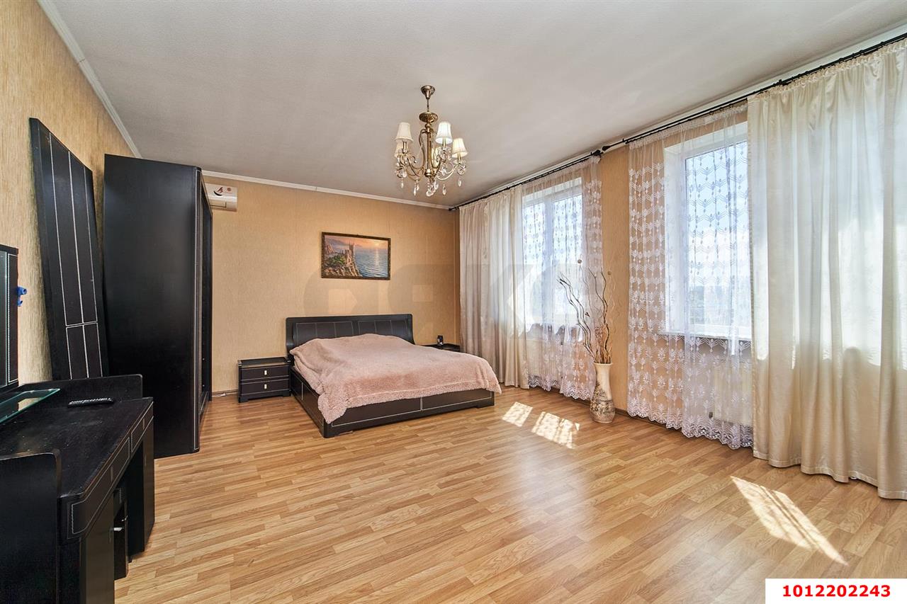 Фото №9: Отдельное здание 550&nbsp;м², 1/3&nbsp;эт. - Краснодар, Прикубанский внутригородской округ, мкр. Школьный, ул. Школьная, 42